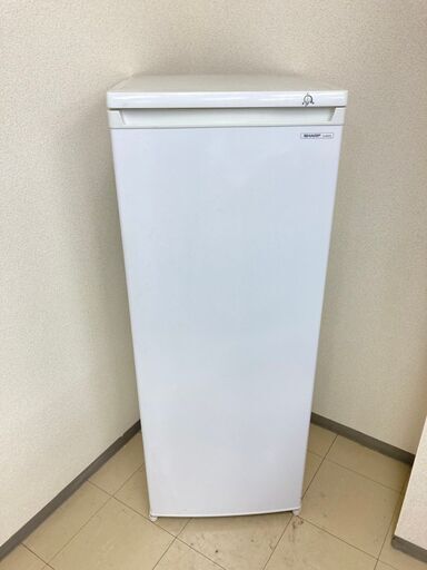 【美品】【地域限定送料無料】冷凍庫 167L 2016年製 XRA091207