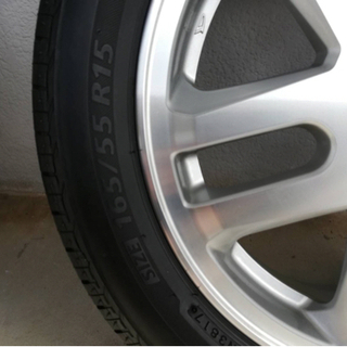 60✕40チャウヌ枕カバー22番ASTRO-ダイハツ純正15インチホイール(タイヤ付)