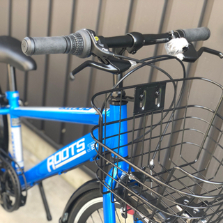 売切■新車☆半額！ジュニア クロスバイク ルーツJ　22インチ LEDオートライト　シマノ6段変速 ブルー