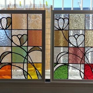 ステンドグラスパネル　花のモチーフNo２