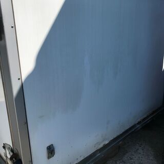 11/16ご購入ありがとうございました。値下げしました☆軽トラックの箱☆米の保管や道具入れに最適です☆28，000万円でお譲りします☆横幅141.4　高さ131.2　長さ185ｃｍ☆内寸　横幅121.5　高さ105　長さ166ｃｍ　箱の厚さ10ｃｍ