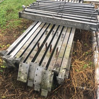 どぶ付け鉄骨倉庫骨組みプラス埋め込み基礎 倉庫・車庫・園芸ハウス 