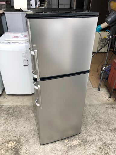 【動作保証60日間あり】アズマ 2018年 MR-ST136A 136L 2ドア冷凍冷蔵庫 ステンレス【管理KRR335】