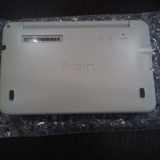 展示未使用品　メーカー保証残10ヶ月　シャープ　電子辞書　SHARP PW-SA5-W