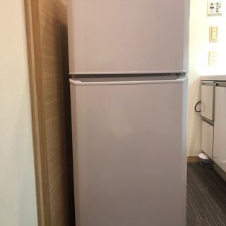 【ネット決済】一人暮らし用冷蔵庫譲ります。