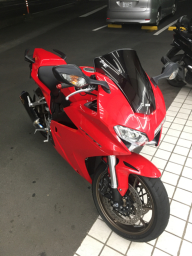 低走行★ホンダ VFR800F 2017年式 HONDA★装備品25万