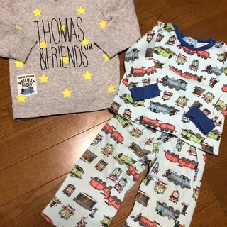 【ネット決済・配送可】トーマス90cmパジャマ、トレーナー