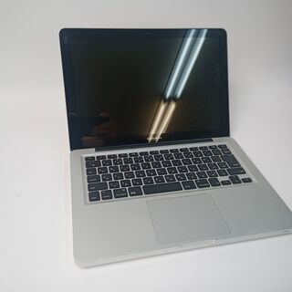 MacBook Pro 2010年製　HDD無　RAM無