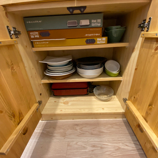 急募！！食器棚　カップボード　キッチンボード