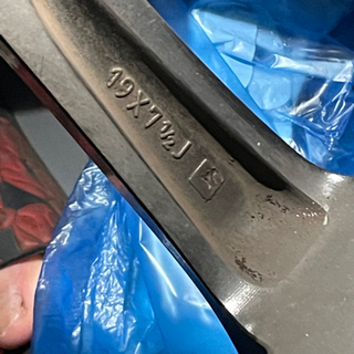 レアマイスター プレミックスマオウ 225/40R19