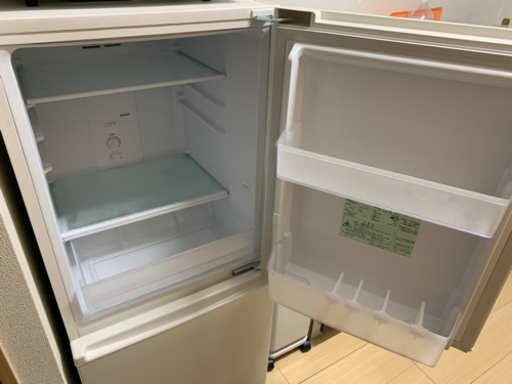 ☆ほぼ未使用☆AQUA 2ドア冷凍冷蔵庫 168L 2020年制 AQR-17J（W