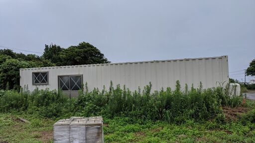 12ｍ　40ｆｔ　コンテナ浴場　シャワー6か所　浴槽　ＦＲＰ石油給湯器2基、タンク付き　断熱材入り　キャンプ場に！
