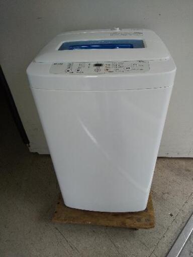 コンパクトサイズ全自動洗濯機