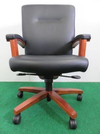 中古 Steelcase製　エグゼブティブチェア（0643WK）　ブラック　P0914-06　松戸店舗