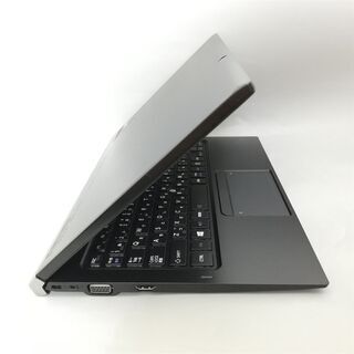 超高速SSD タブレット Windows10 中古美品 フルHD 12.5型 東芝 R82/P 第