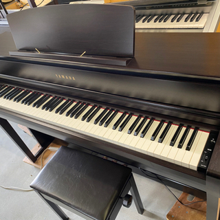 超お薦め品‼️美品‼️木製鍵盤‼️ヤマハ電子ピアノ クラビノーバCLP-675R 2020年