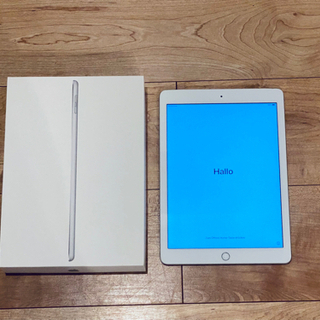 【ネット決済】値下げ✨かなり美品✨iPad 6th Genera...