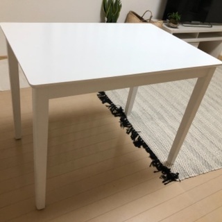 【ネット決済】90×60cmの白ダイニングテーブル