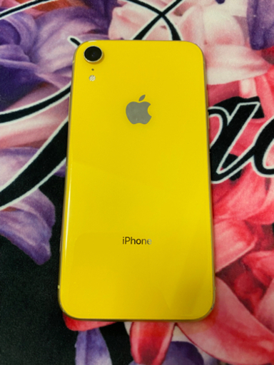 iPhoneXR  Yellow128G  SIMロック解除済！