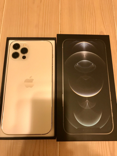 iPhone12 pro シルバー