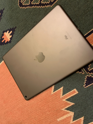 iPad 10.2インチ 8世代 Wi-Fi 32gb スペースグレイ 中古 美品