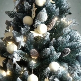 【ネット決済】【美品】クリスマスツリー LED 150㎝