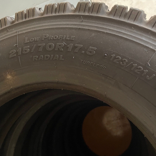 スタッドレスタイヤ６本