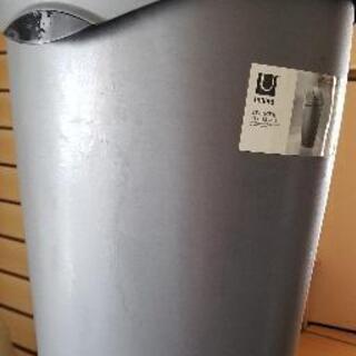 Umbra アンブラ スウィンガーカン45L　ニッケルカラー
