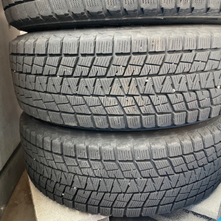 最終値下！225/65R17 102Q 冬タイヤアルミホイール付