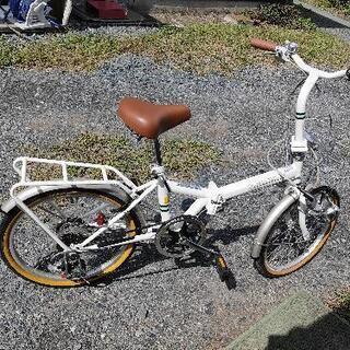 美品 折りたたみ自転車 6段変速 キャプテンスタッグ 荷台付