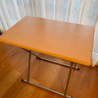 【決定しました】木目調折り畳みテーブル　700×450×700