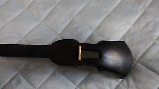 再値下げします 黒檀三線棹？ ゆし？ 訳あり 三味線 No.08 希少品【
