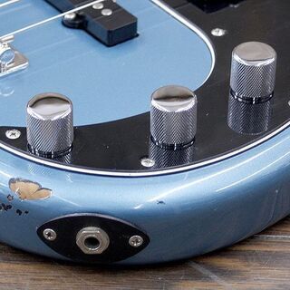 札幌 SQUIER by Fender/スクワイヤー Precision Bass プレシジョンベース PJタイプ 2001年製 レイクプラシッドブルー ベース フェンダー 楽器 札幌 SQUIER by Fender/スクワイヤー Precision Bass プレシジョン
