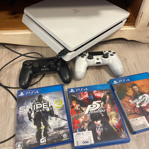 PlayStation4 500GB コントローラーとソフトおまけつき