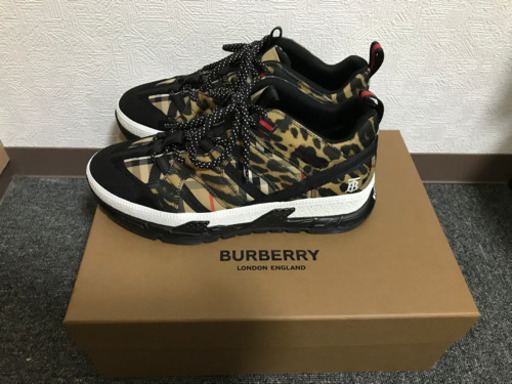BURBERRY レオパードスニーカー(商談中)