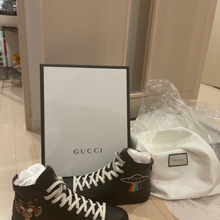 新品未使用Gucci革スニーカー サイズ9