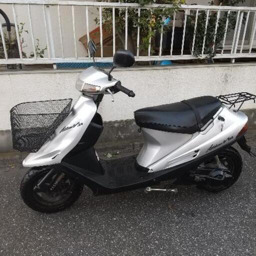 スズキアドレスV100