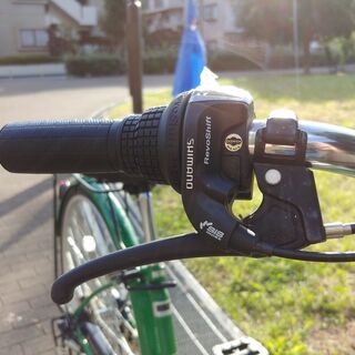 【屋根付き駐輪】27インチ自転車シマノ6段変速ギヤPanasonicLEDオートライト付き