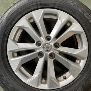 【ネット決済】エクストレイル　225/65R17 タイヤホイルセット