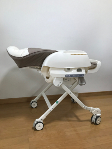 Combi コンビ AUTO SWING エッグショック