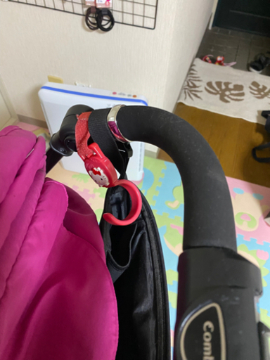 コンビ ベビーカー スゴカル4キャス ピンク！ 新生児から使えます 