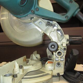 R302 MAKITA マキタ 卓上マルノコAC用 刃径216mm 樹脂ベース LS0840F 良品