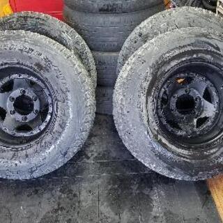 ランクル40 60 15インチ　ホイール付きスタッドレス