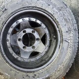 ランクル40 60 15インチ　ホイール付きスタッドレス