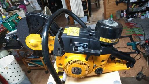 現場用エンジンカッター　バイク等解体　３万５千円 現場用エンジンカッター バイク等解体 3万5千円 現場用エンジンカッター