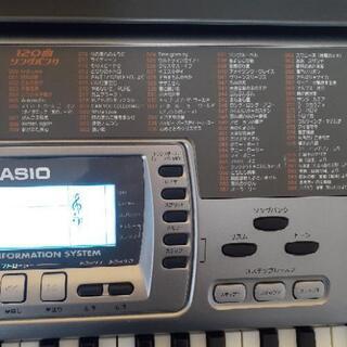 CASIO　電子ピアノ　73鍵盤　HIKARI NAVIGATION  LK-80