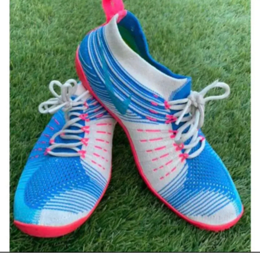 室内のみ使用品　NIKE ナイキ　ランニング シューズ