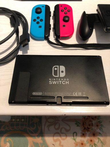 Nintendo Switch 本体