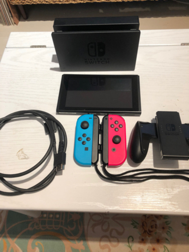 Nintendo Switch 本体