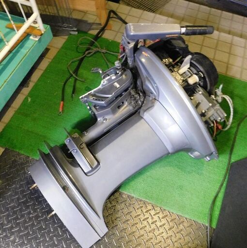 現状品 YAMAHA ヤマハ 40馬力 2ストローク エンジン船外機 CV40 40XWH　ジャンク